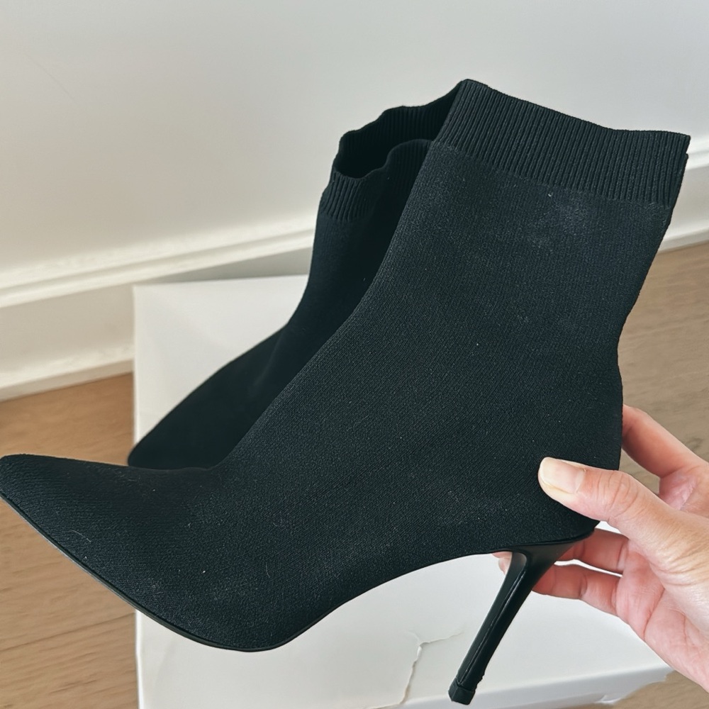 Steve Madden Claire Booties